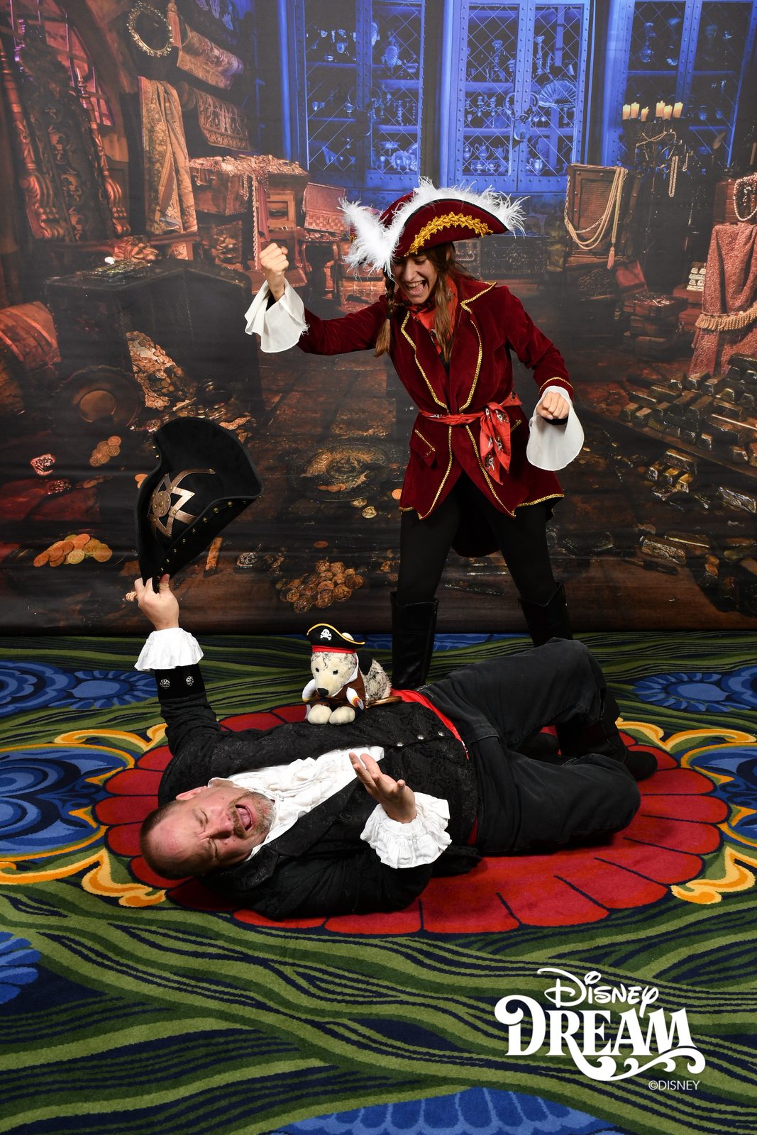 Lisa hams it up with Captain Hook