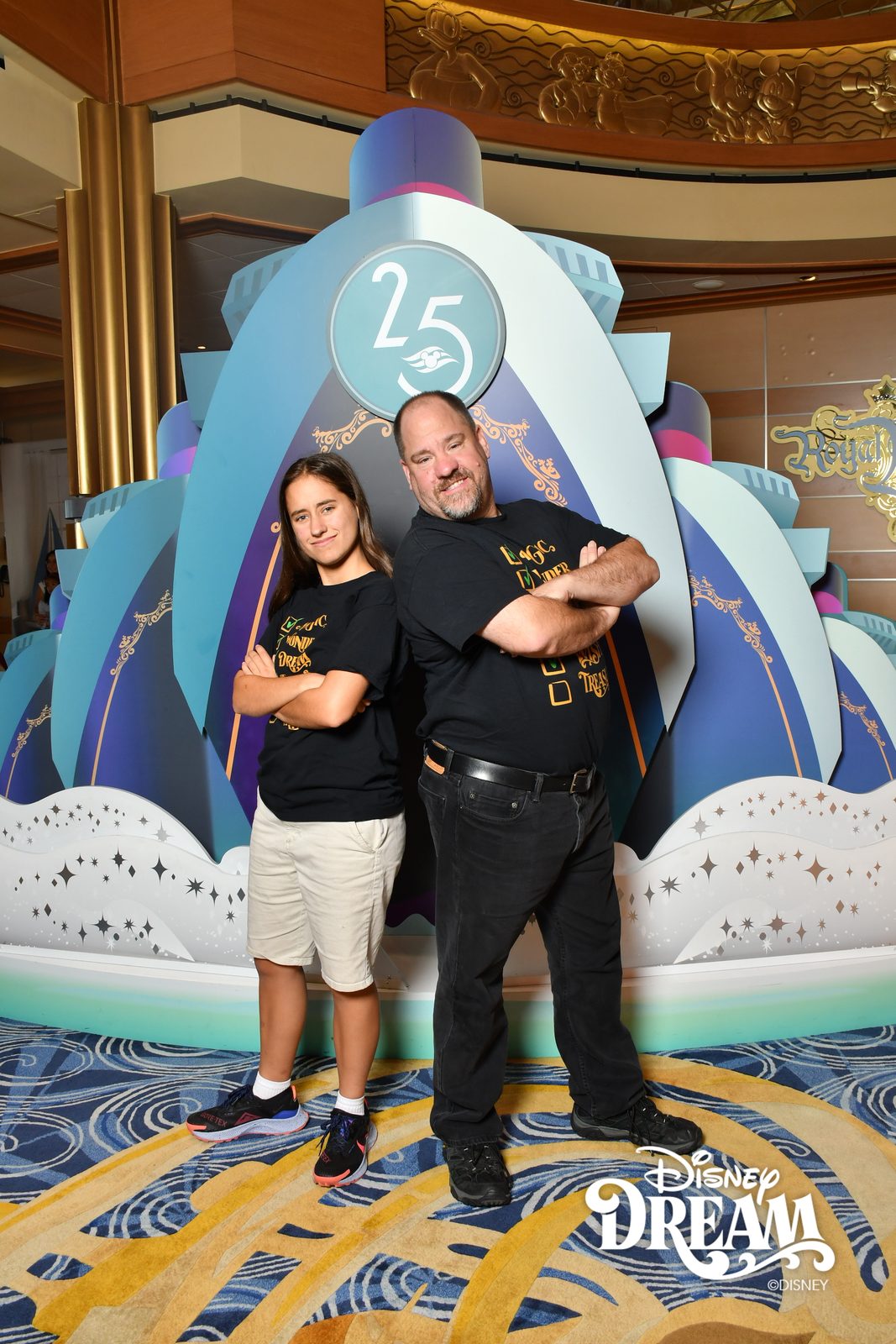 Lisa and me under the 25 arch