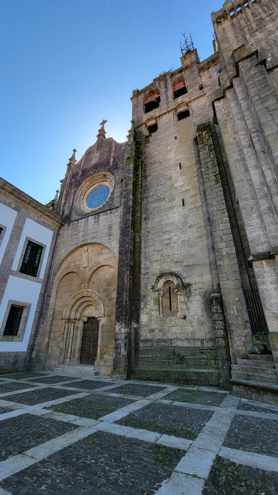 The side of Tui Cathedral