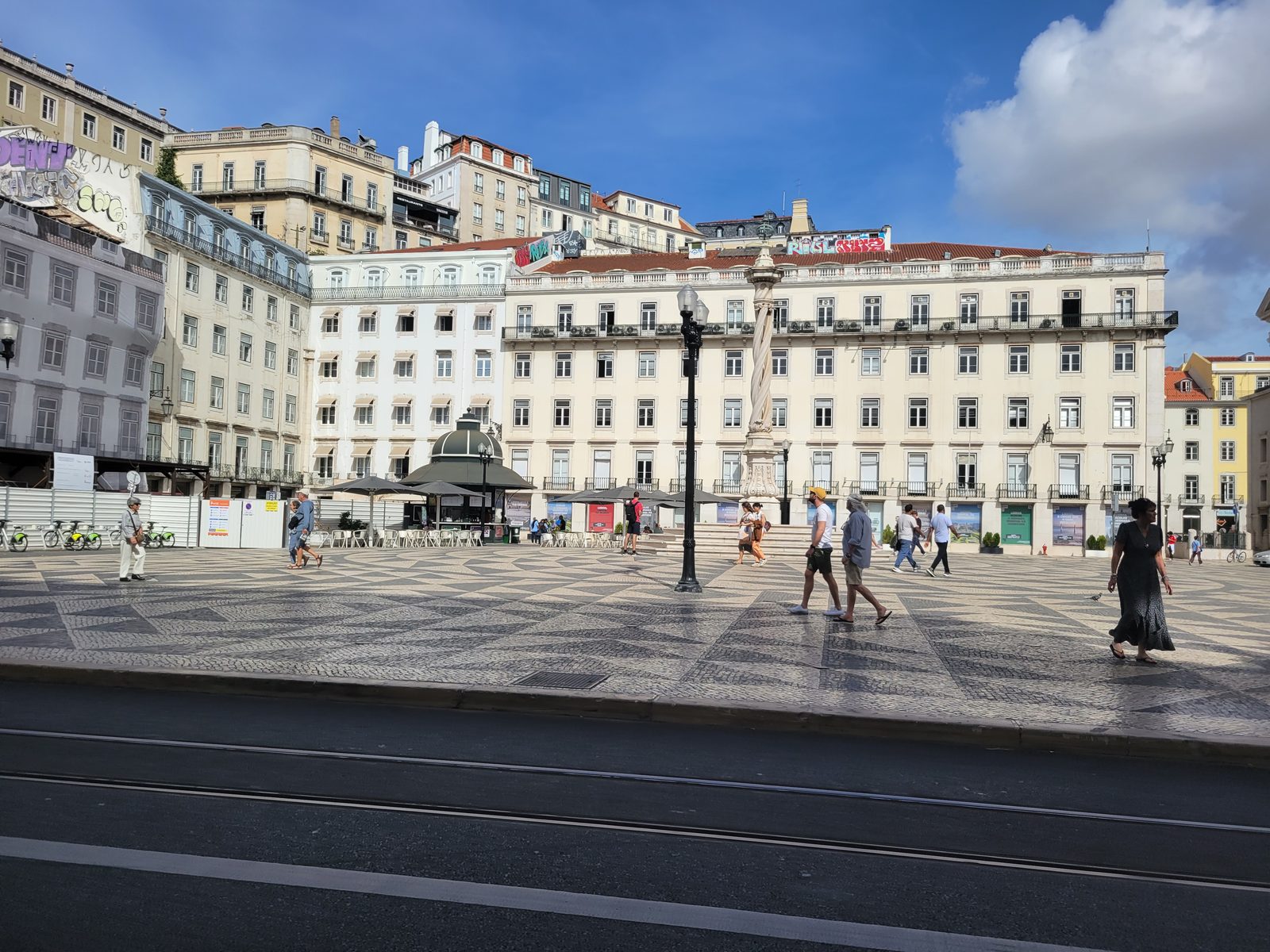 A quiet corner of the plaza in Lisbon