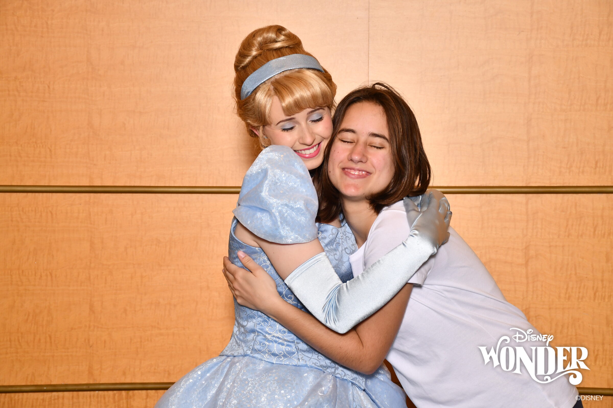Cinderella and Lisa hugging