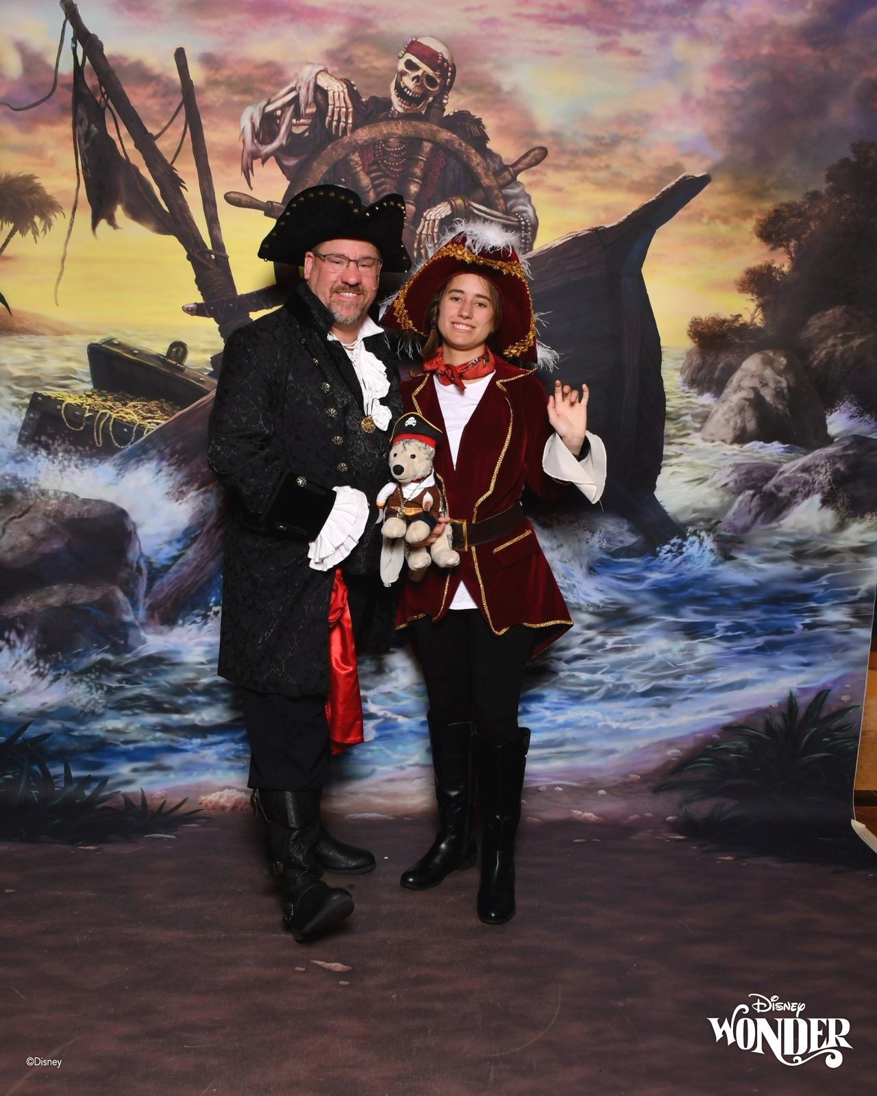 Lisa, Bob and me in pirate costume