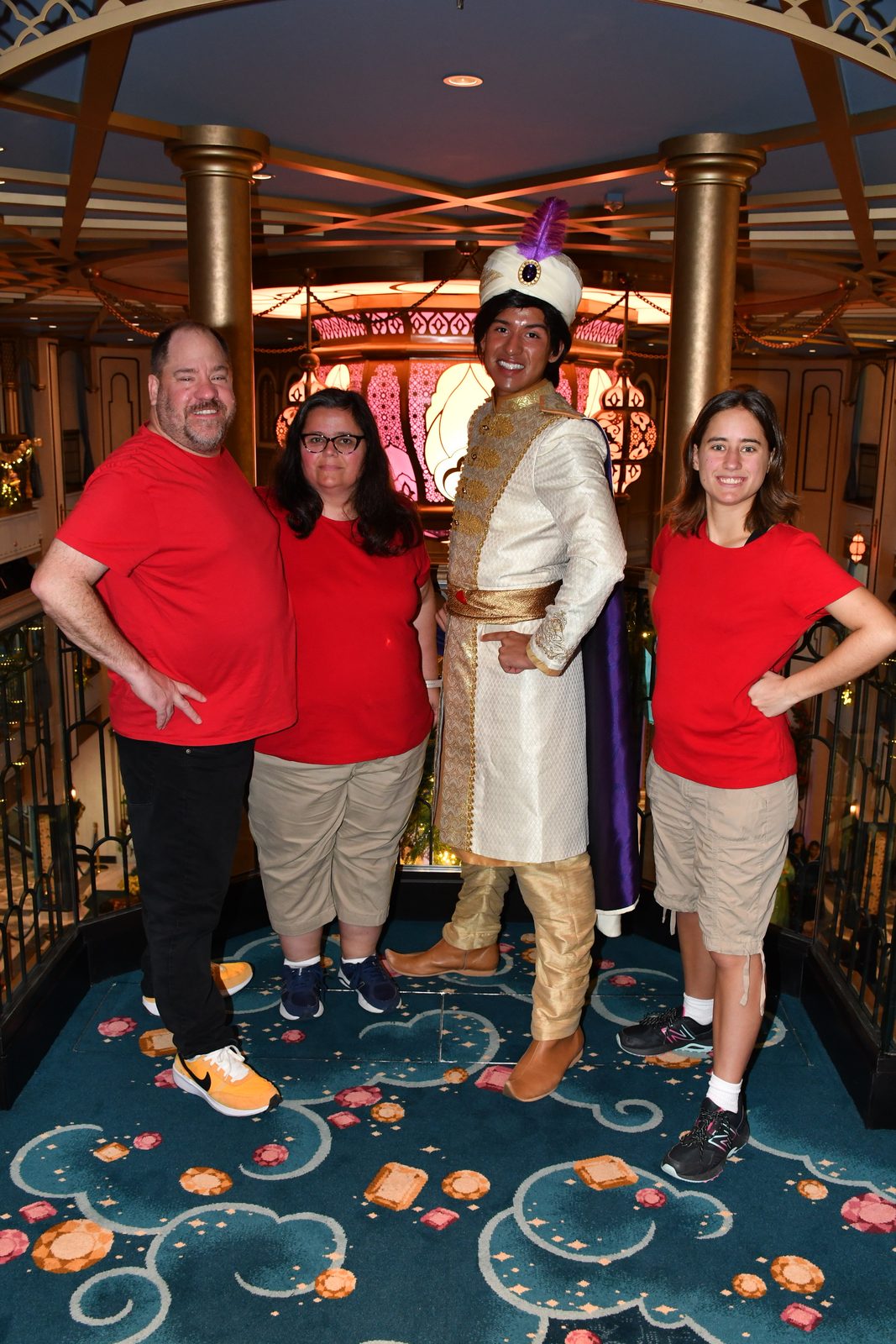 Meeting Aladdin in the atrium