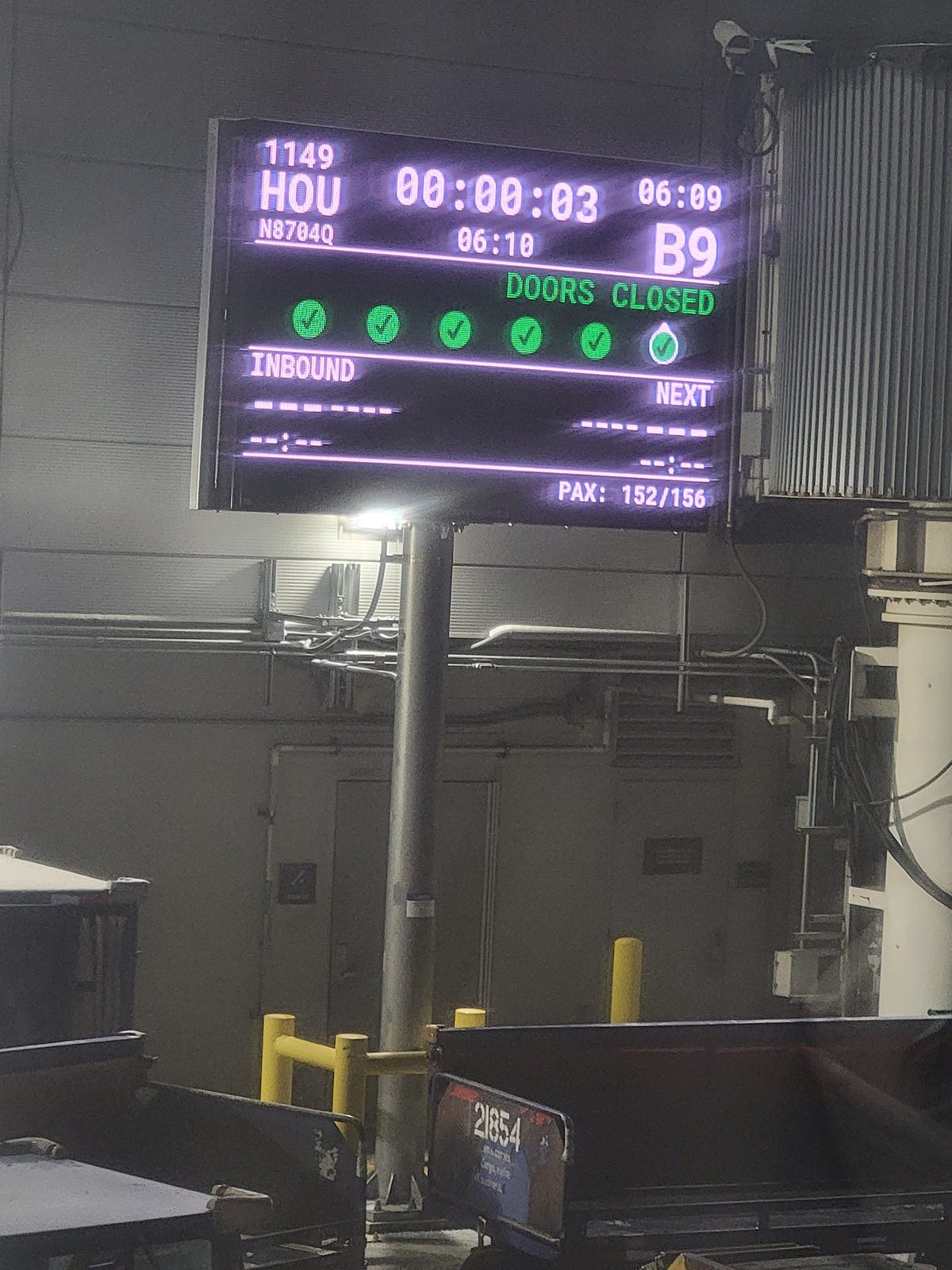 Boarding screen for the flight to Houston Hobby