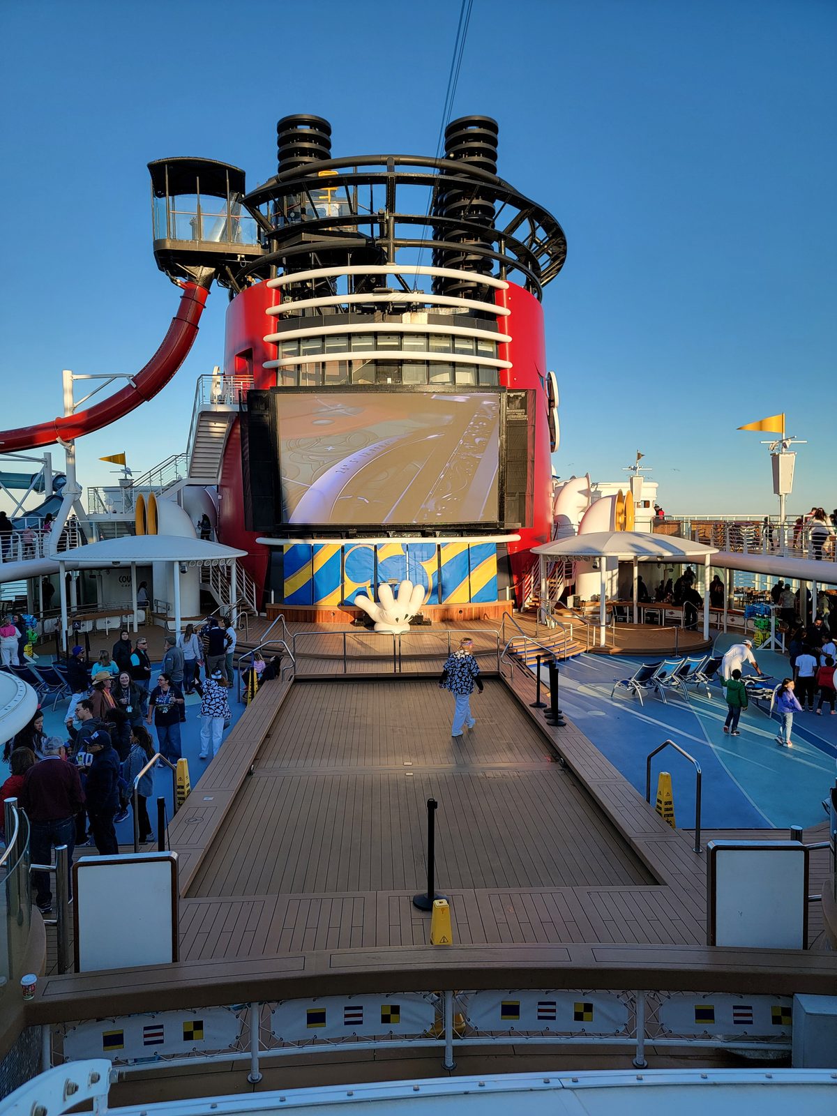 The Magic's AquaDunk towering over the top deck