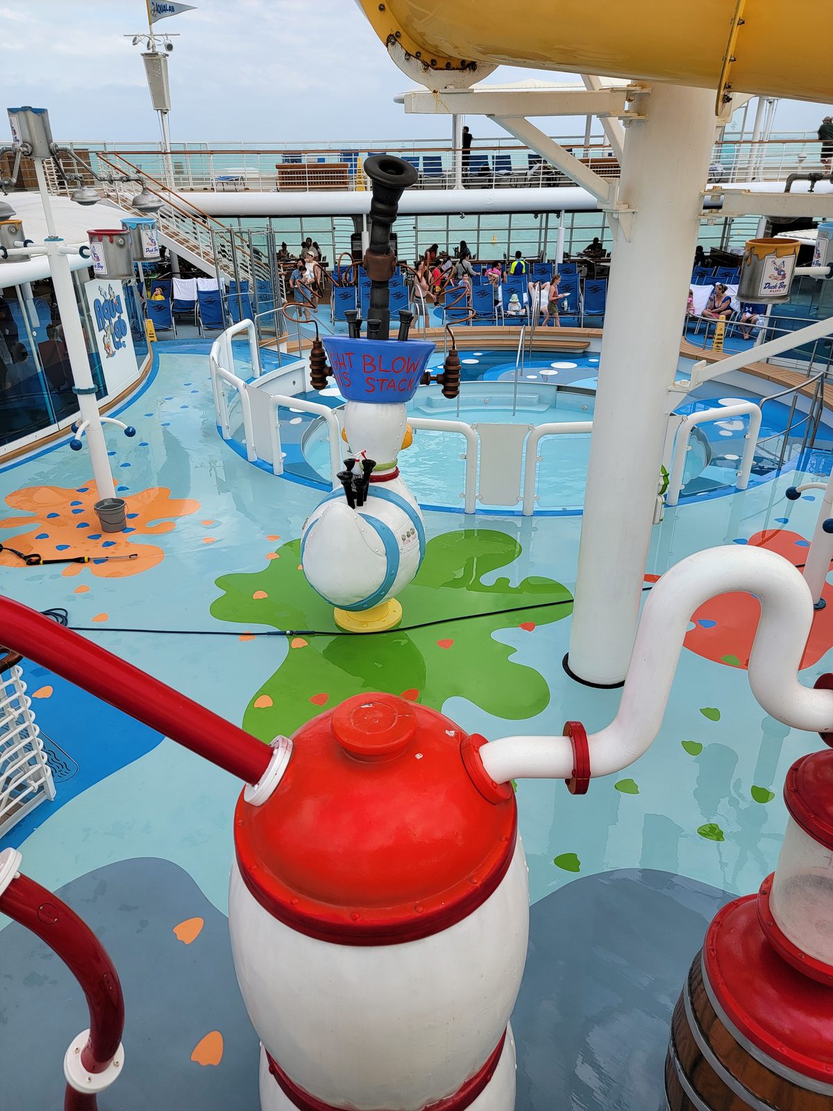 AquaLab, the Donald Duck splash area on the pool deck