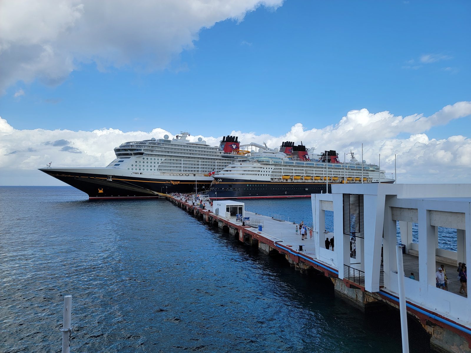 Both ships seen from the Cozumel pier