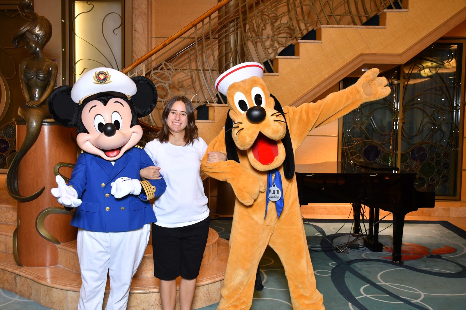 Captain Mickey, Lisa & Pluto in his sailor outfit in the Lobby Atrium