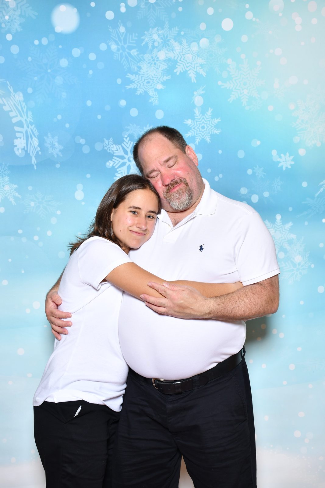 Lisa and Michael in the snowflake portrait on the Wonder
