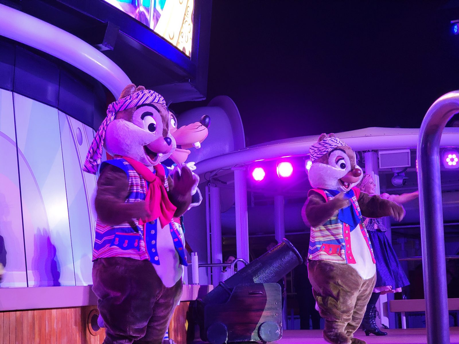 Chip and Dale on the pirate stage