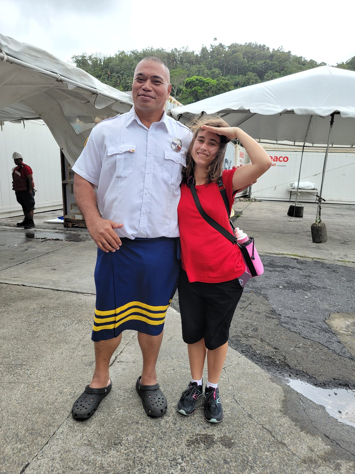 A photo with a local before reboarding