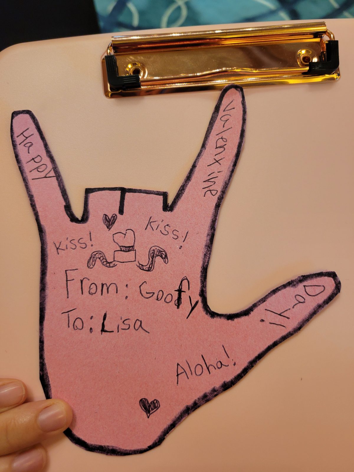 Goofy's paper I love you sign for Lisa