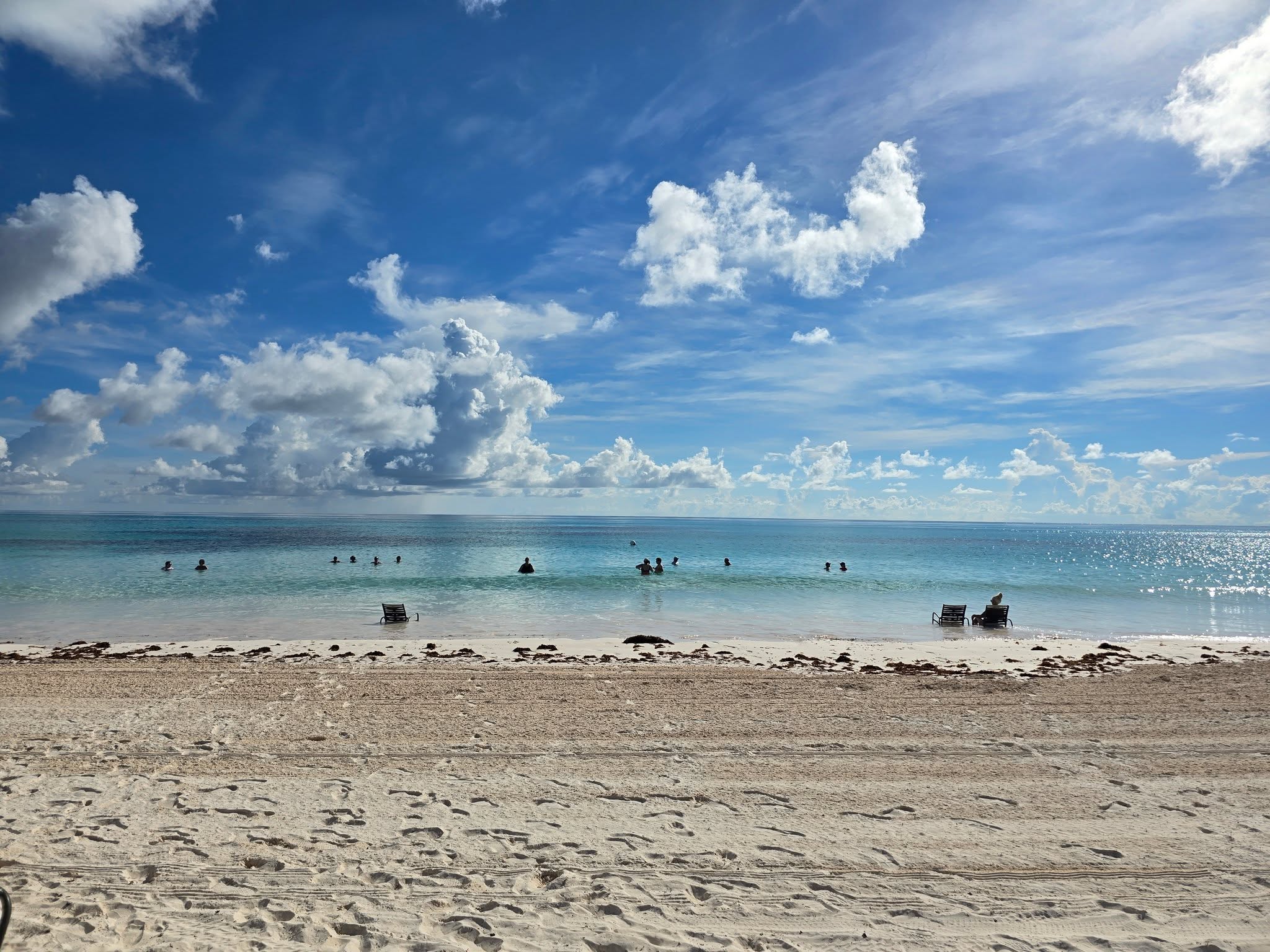 The beach at Lookout Cay