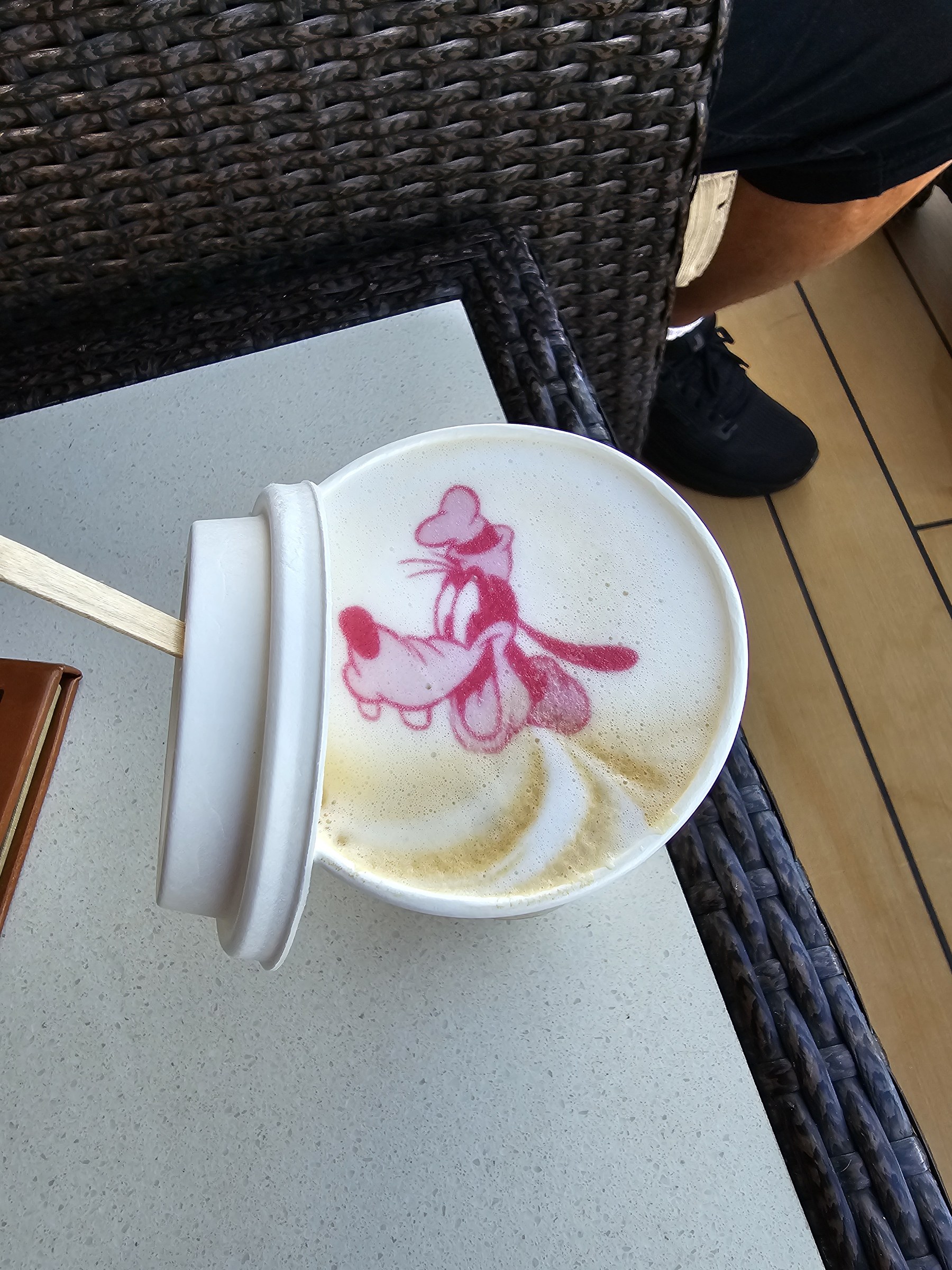 Goofy in the foam of a morning latte
