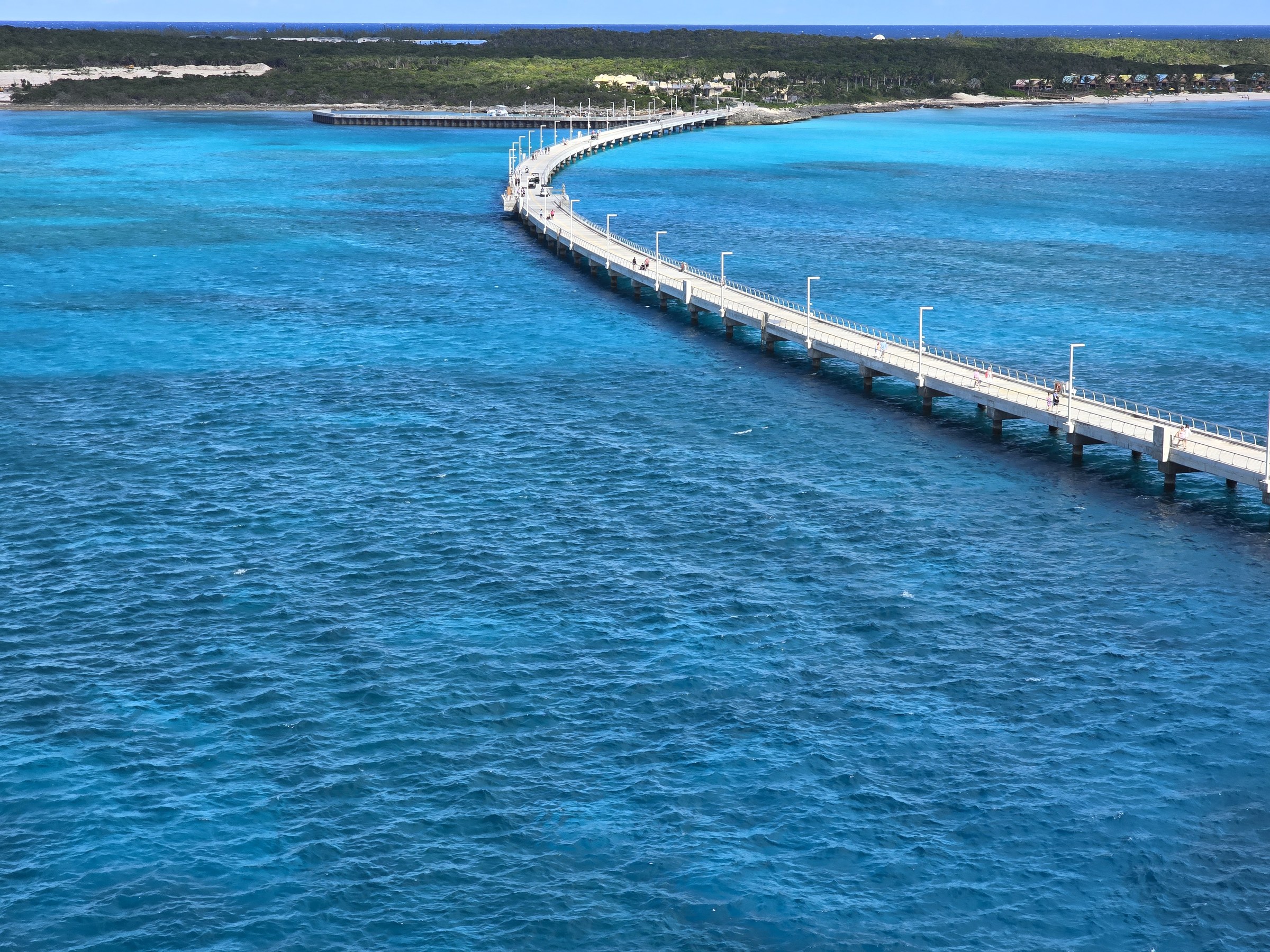 The pier from the top deck as we left Lookout Cay