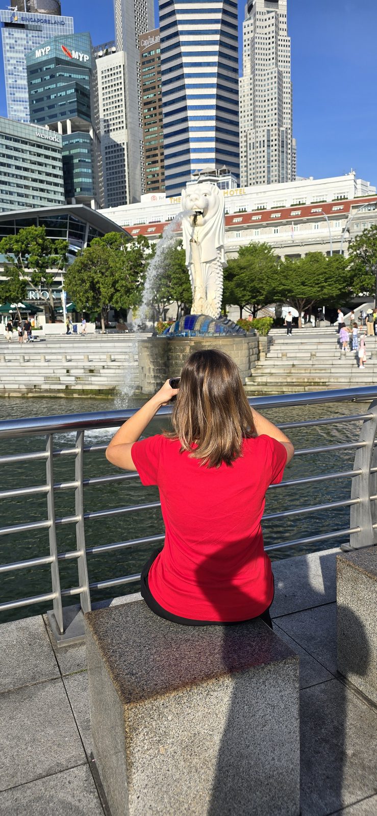 Lisa at the Merlion on Marina Bay before we boarded