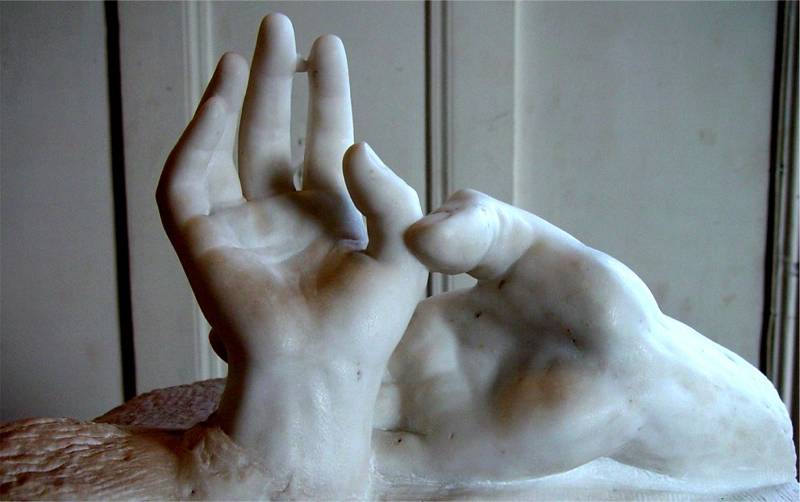 A close look at Rodin's hands sculpture