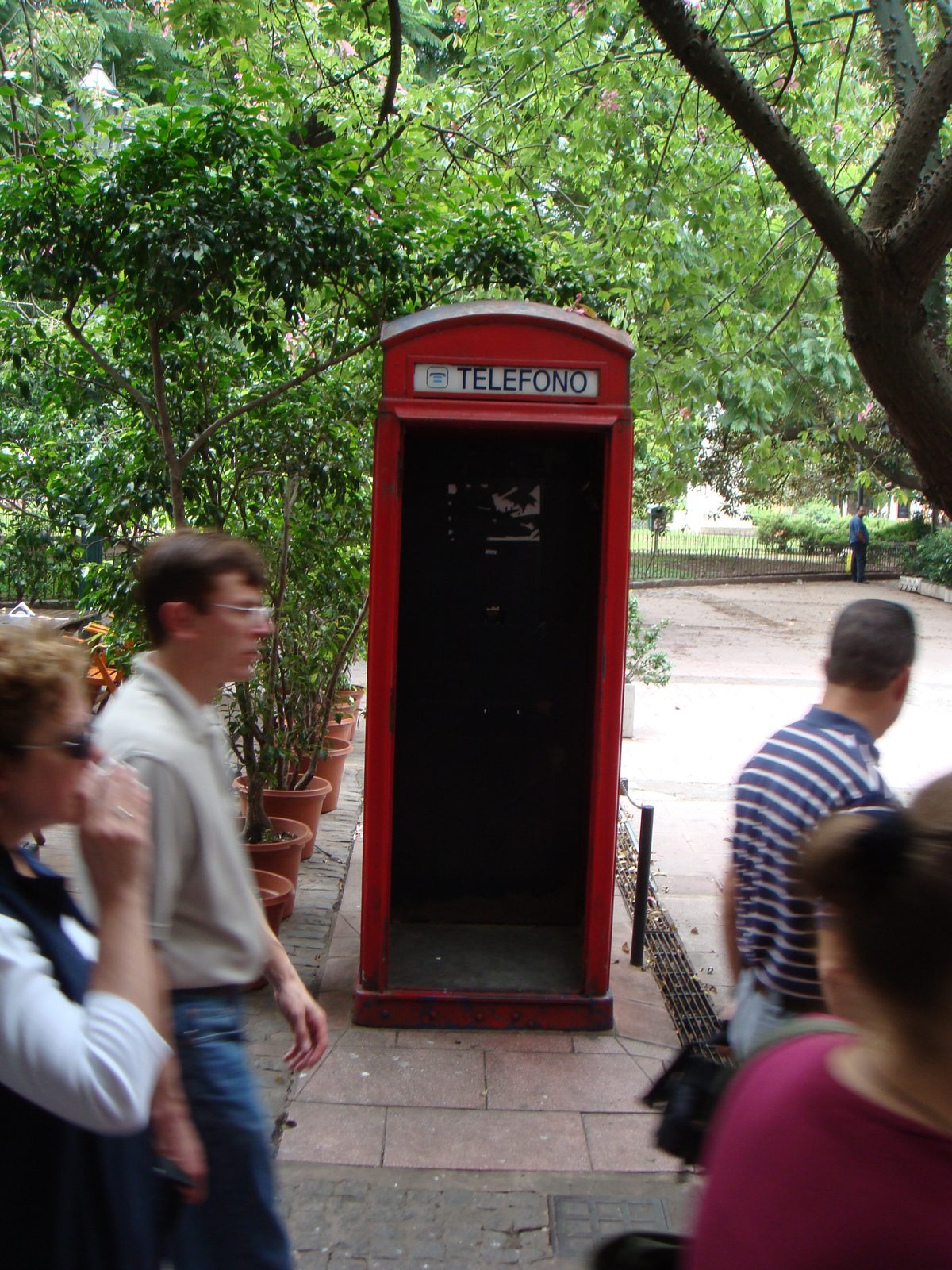 A red English phone booth in Buenos Aires