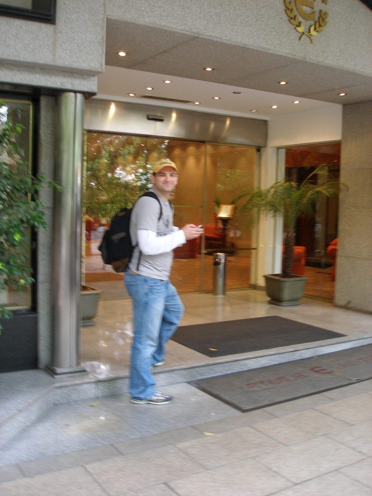 Landing in Buenos Aires and walking into the Étoile Hotel