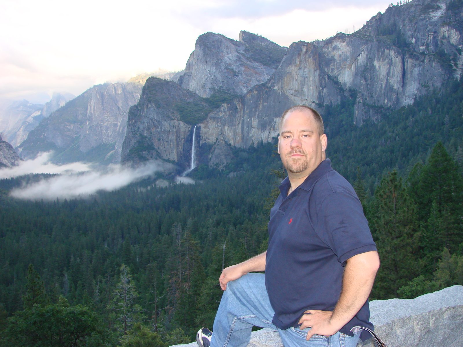 Me at the Tunnel View wall, the valley behind