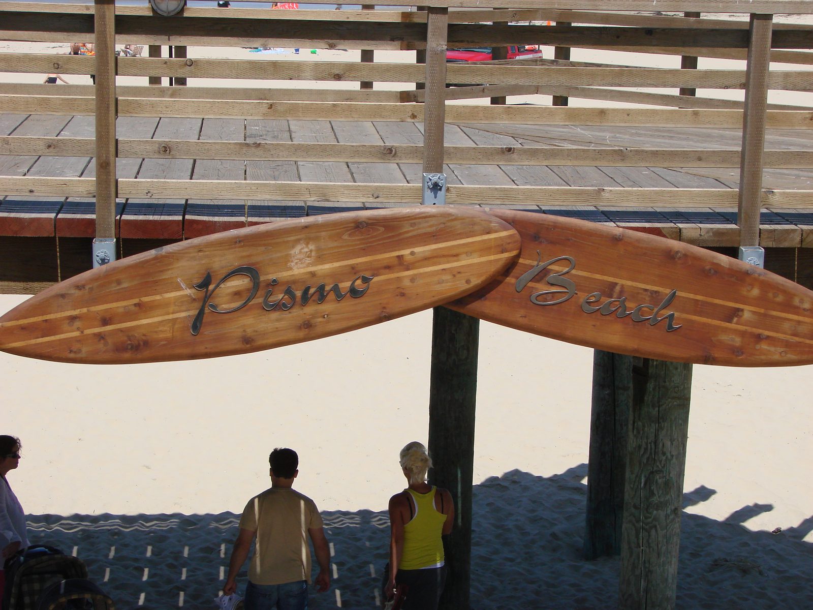 The carved sign over the Pismo Beach pier