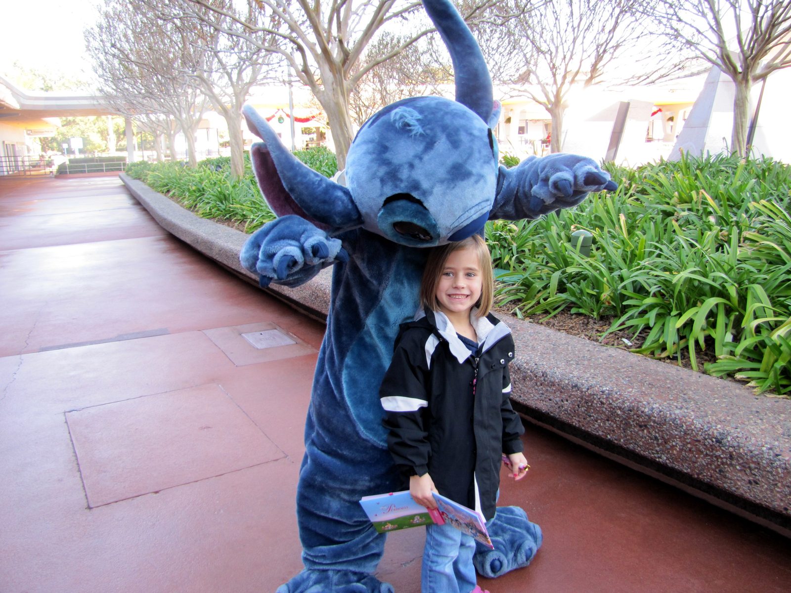 A hug from Stitch