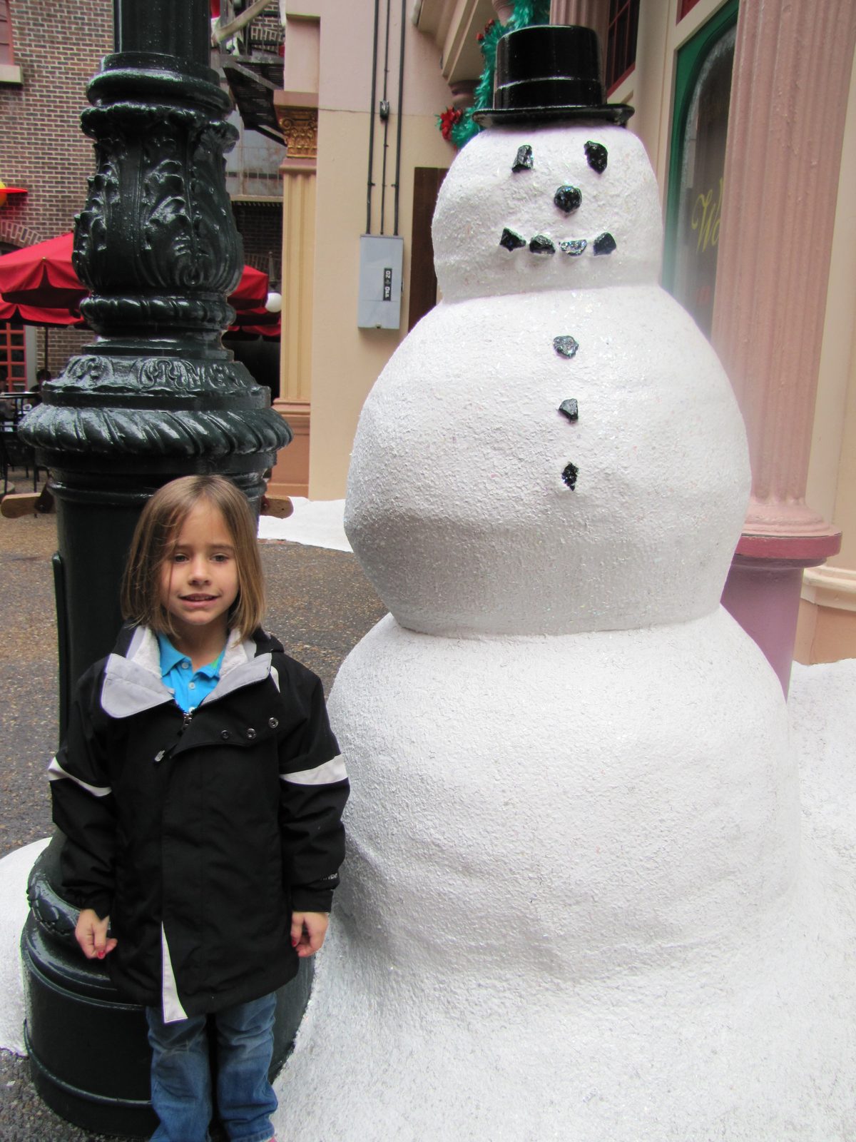 Lisa with a fake snowman
