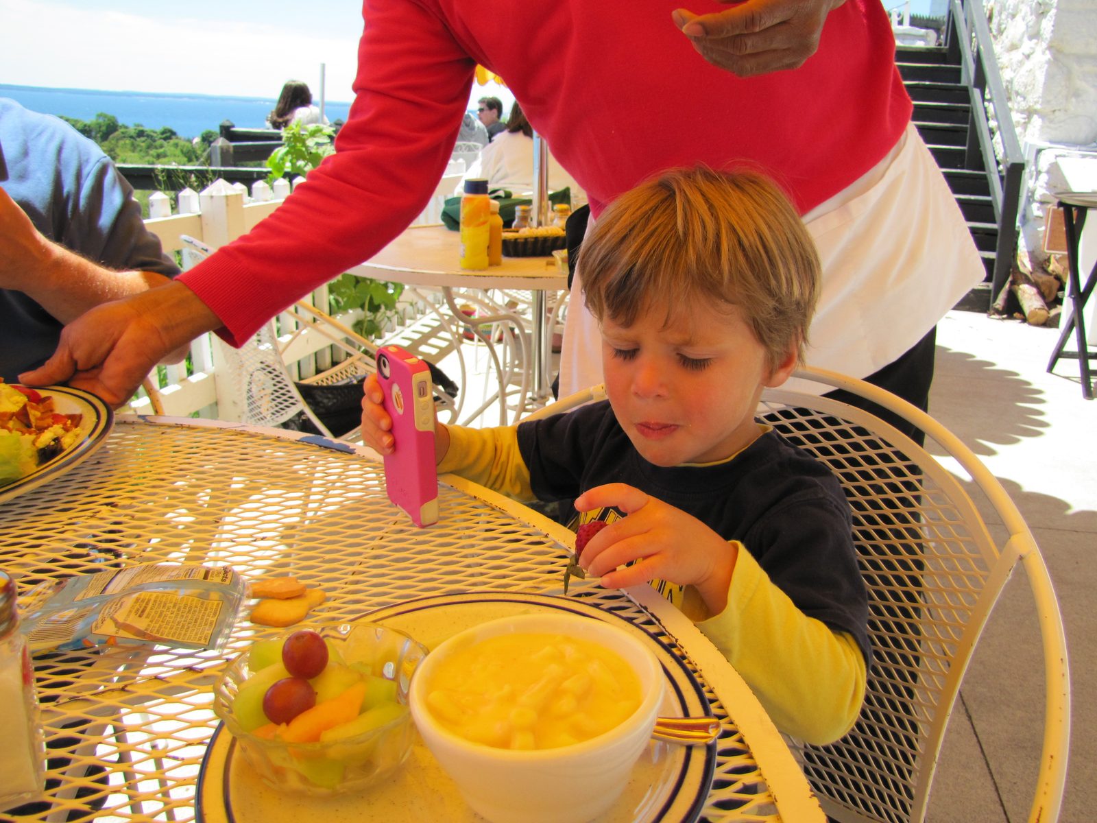Thomas at lunch on the fort terrace