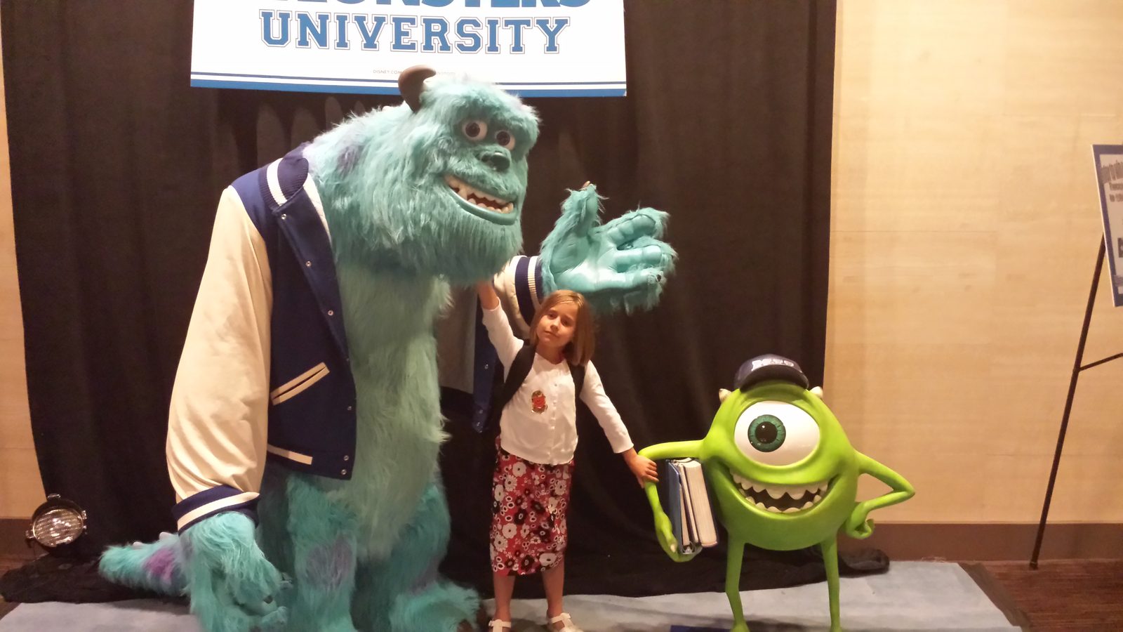 Lisa meets Sulley and Mike at the premiere