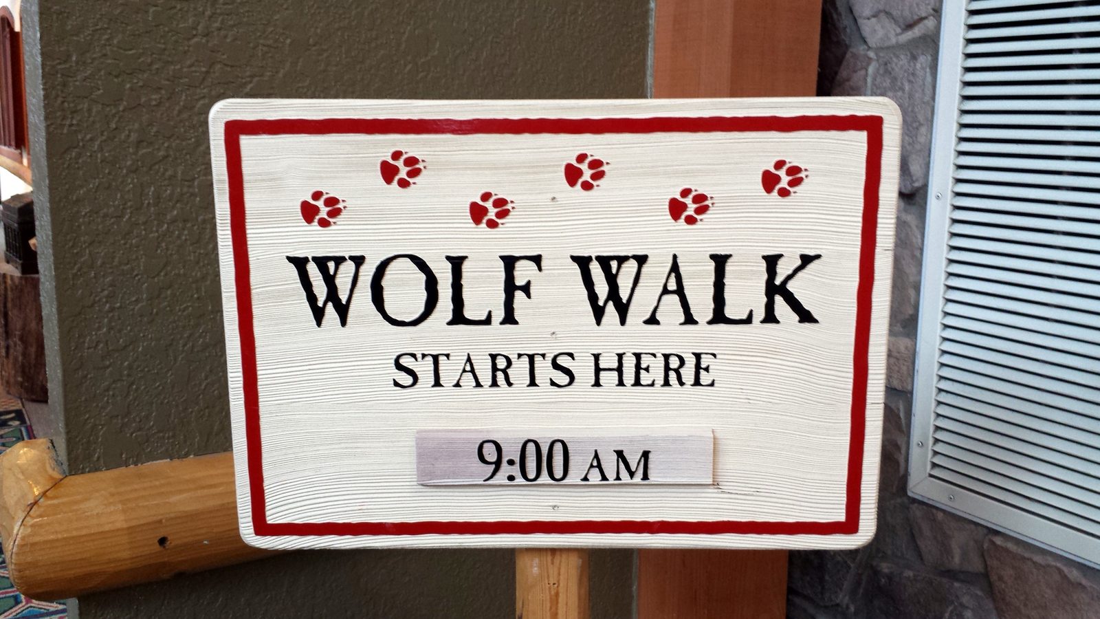 The sign for the morning Wolf Walk