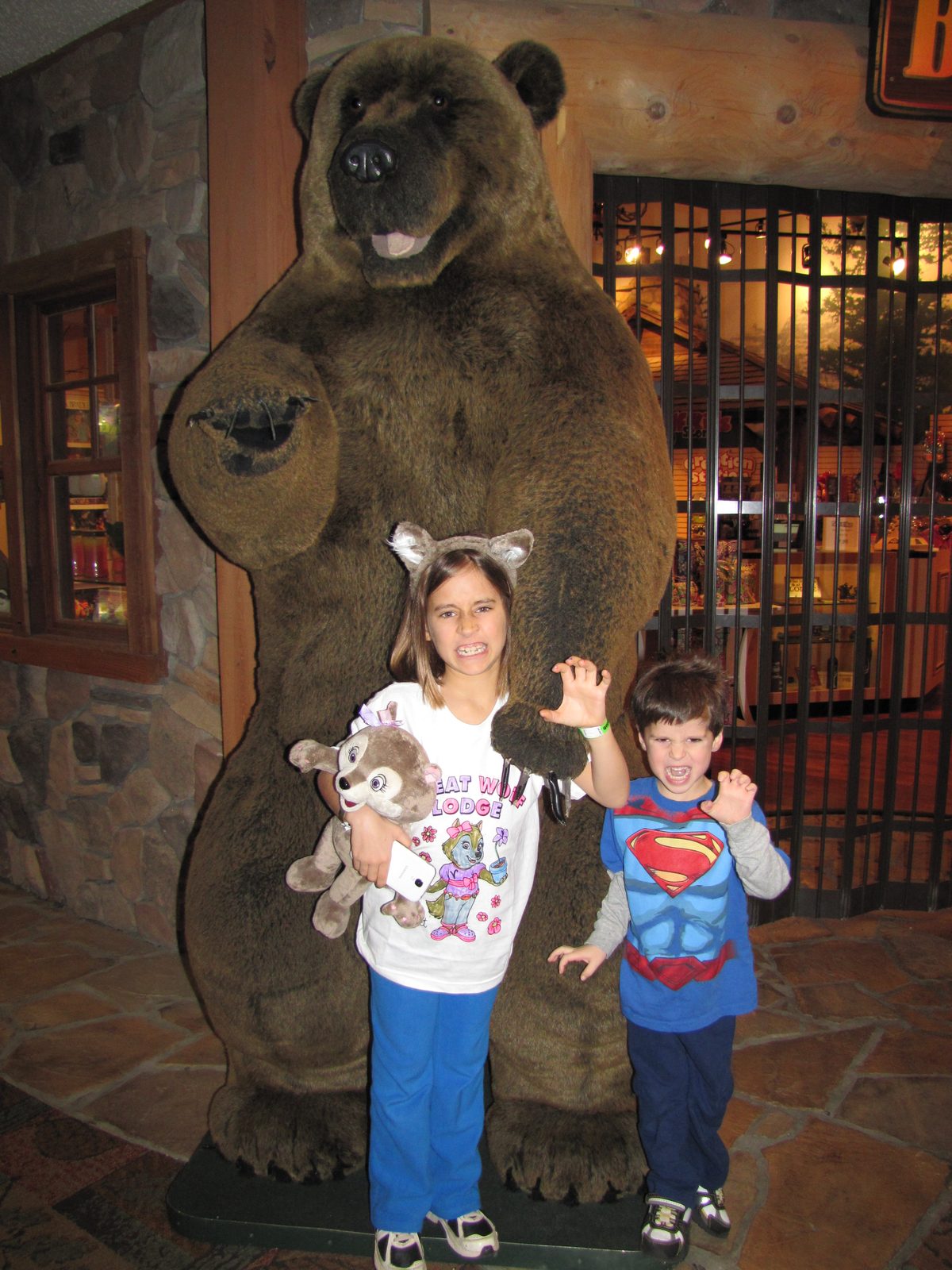 The kids at the big bear statue