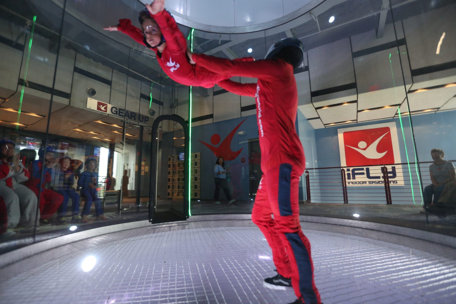 Thomas flying in the tunnel