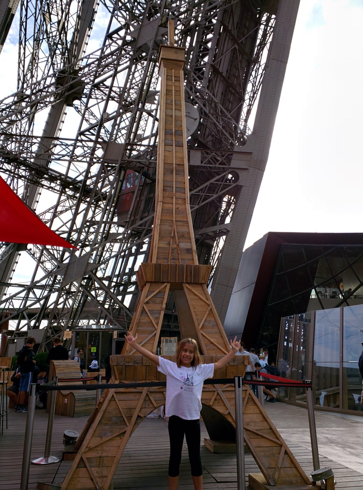 The classic optical trick of holding up the tower