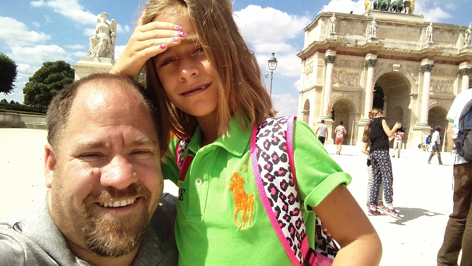 Lisa and me by the Arc du Carrousel