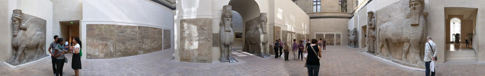 Reaffirming that the Louvre is the best art museum in the world by several orders of magnitude