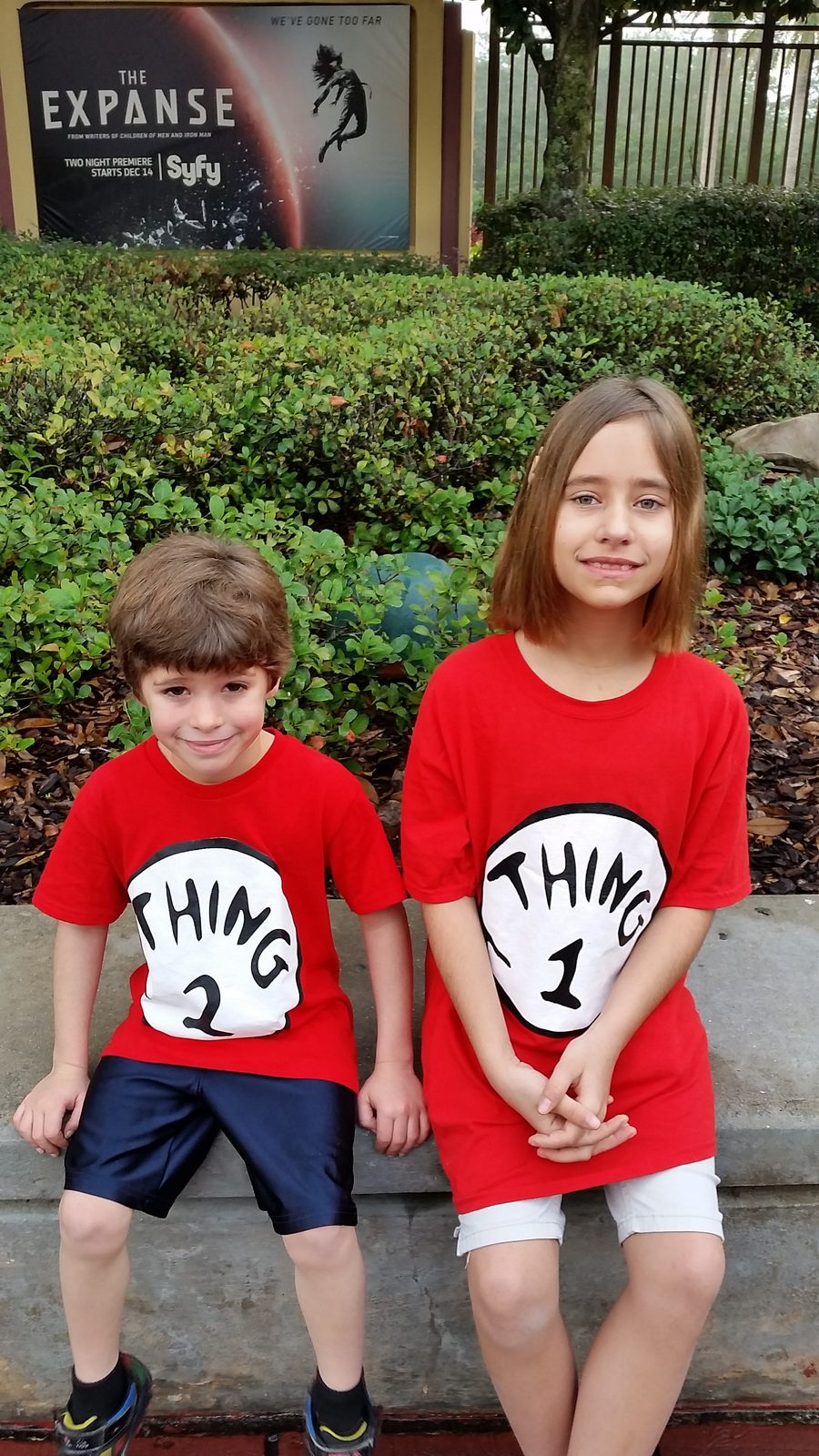 Thomas and Lisa as Thing 2 and Thing 1