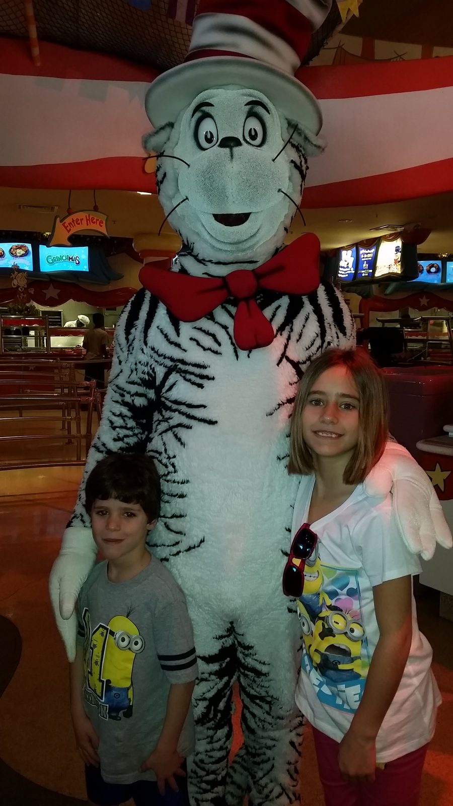 Thomas, the Cat in the Hat and Lisa at Grinchmas breakfast