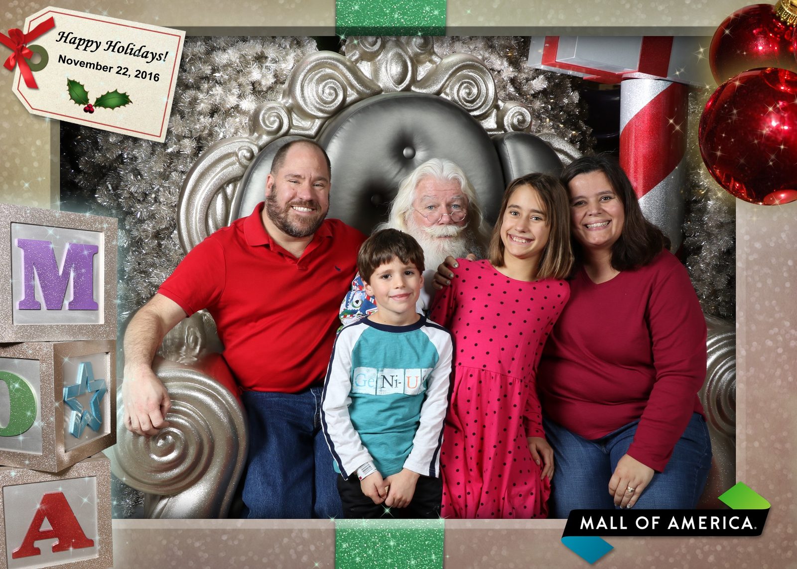 Santa Claus with Michael, Thomas, Lisa and Kathy at the Mall of America