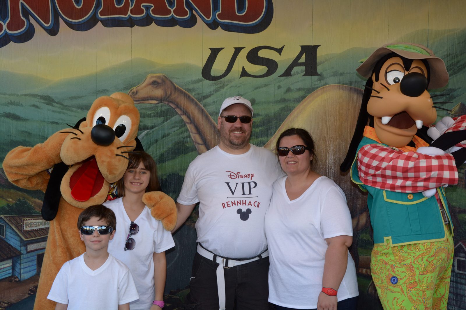 All of us meet Pluto and Goofy in DinoLand