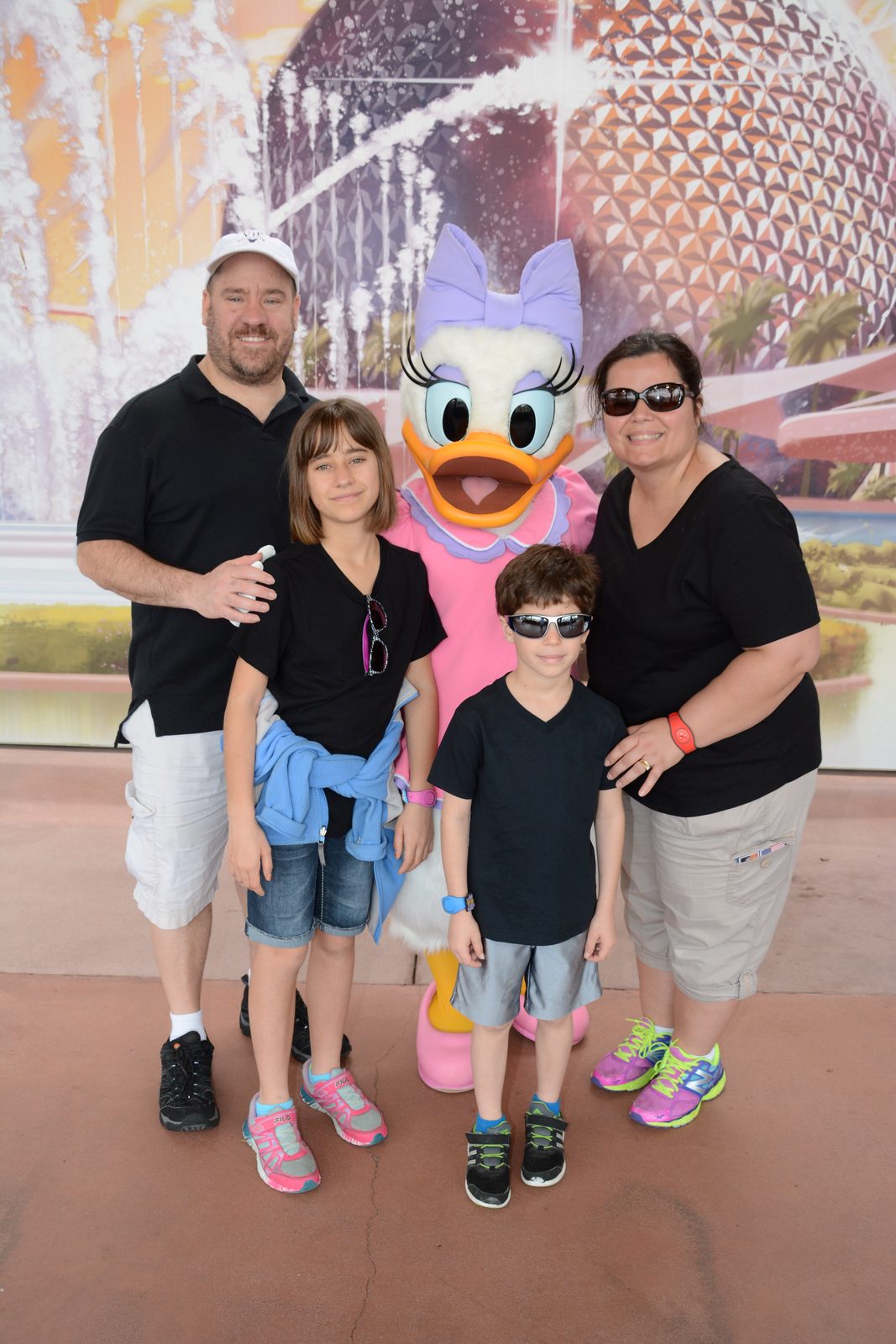 Michael, Lisa, Daisy Duck, Thomas and Kathy at Spaceship Earth