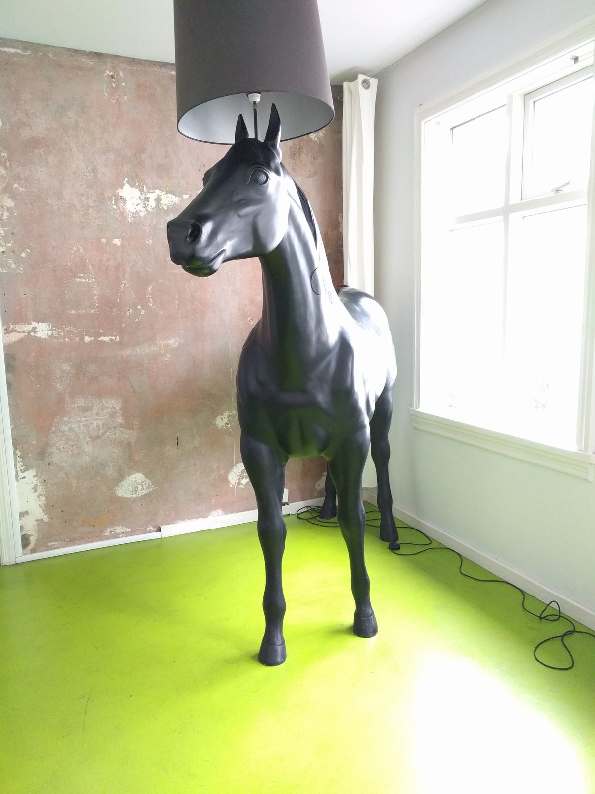 The horse lamp waiting in our guesthouse