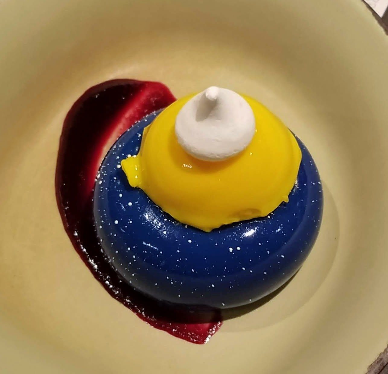 A park dessert, blue and yellow
