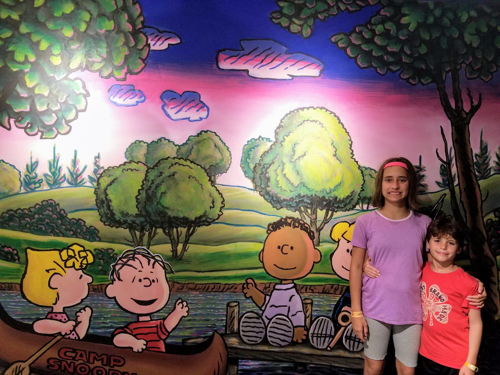 Lisa and Thomas at the Peanuts mural