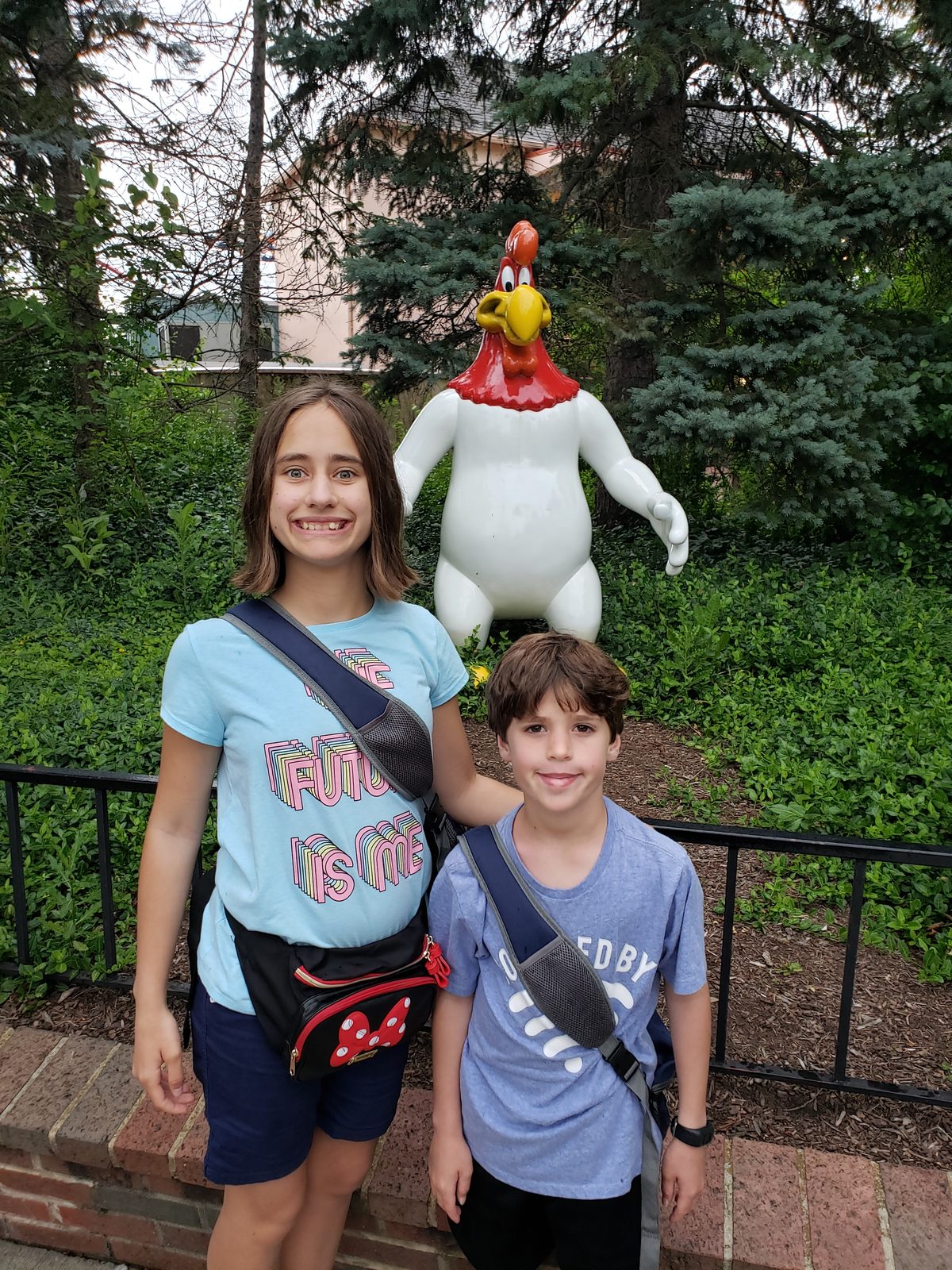 Lisa and Thomas with a Looney Tunes rooster