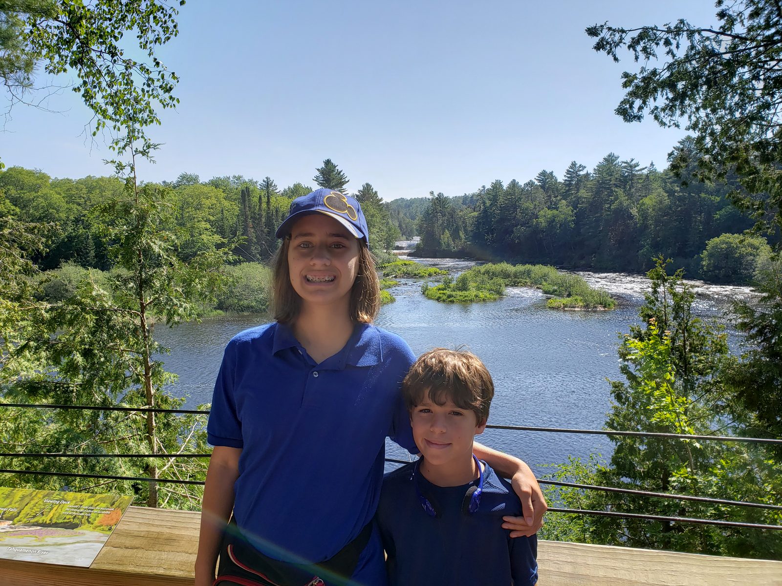 Lisa and Thomas above the river at Tahquamenon Falls