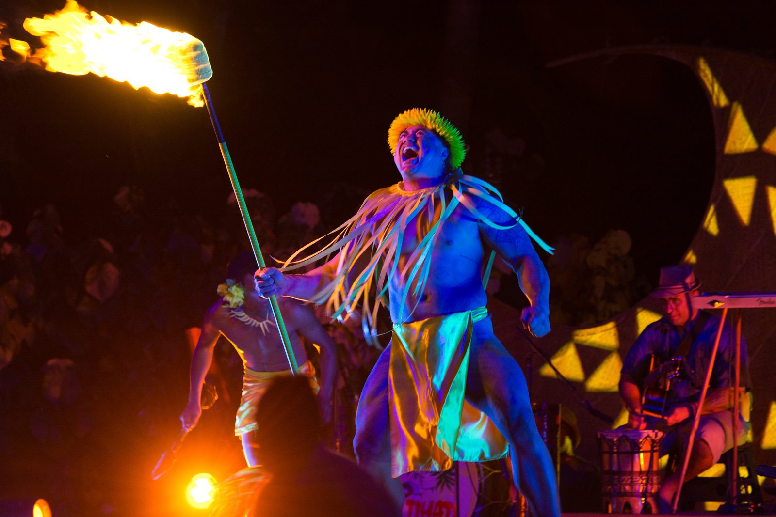 Fire knife dance at the Aulani luau