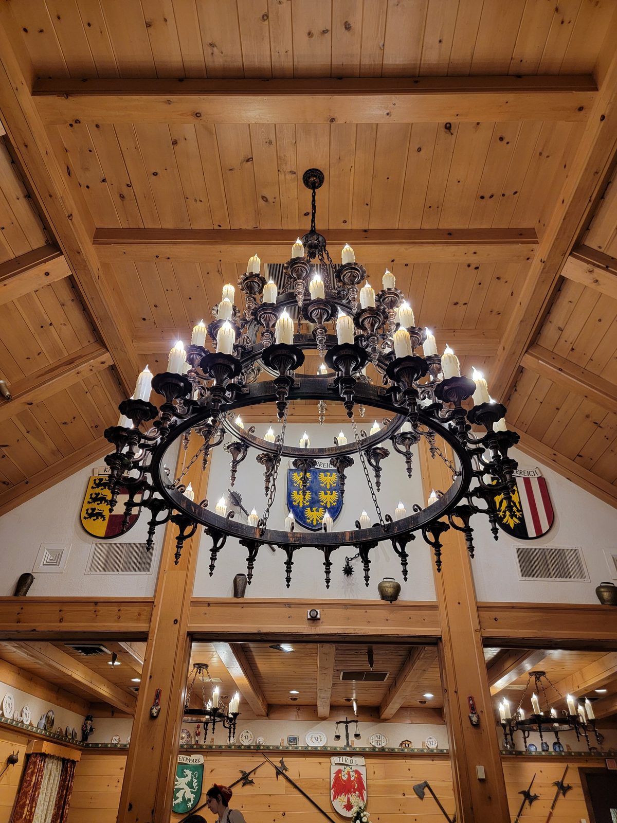 The chandelier in the Austrian Room at the Bavarian Inn