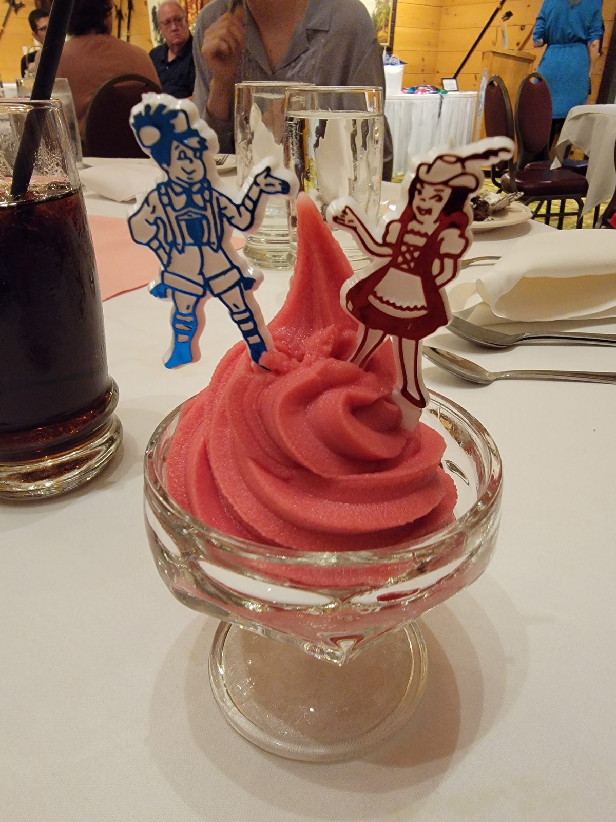 Dessert with the little Bavarian dancers at dinner