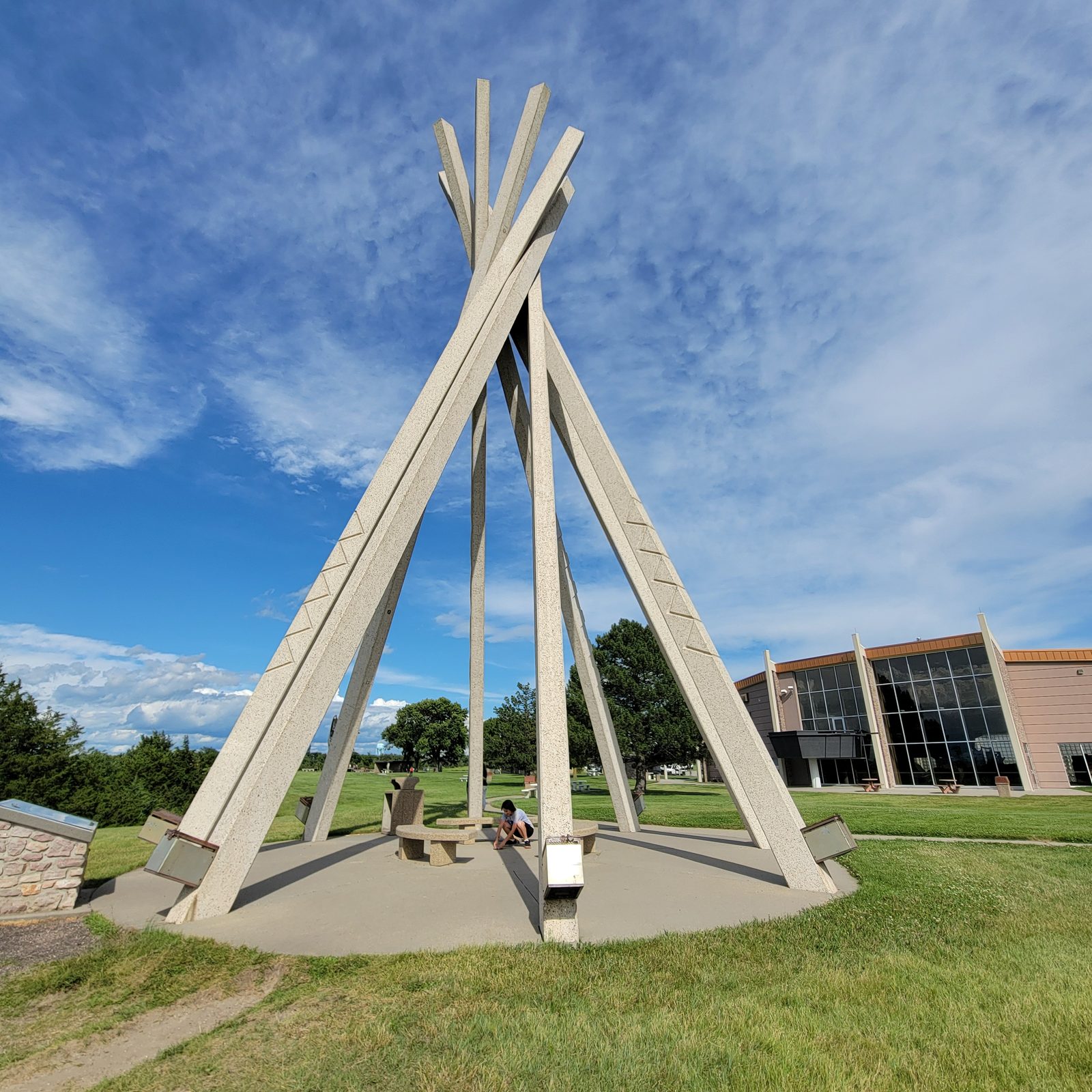 A teepee-frame sculpture at the overlook