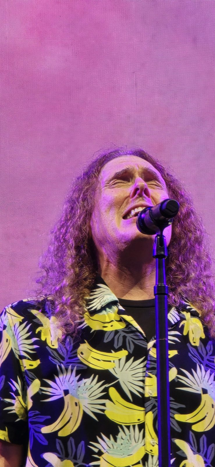 Belting it out in the Hawaiian shirt